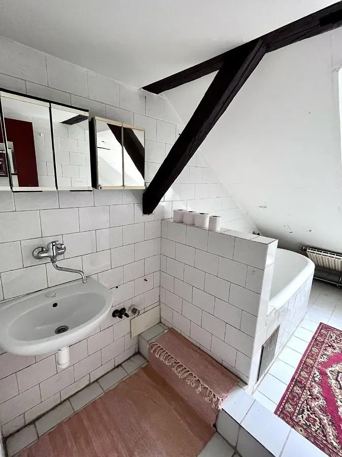 Loft Apartment Close To Metro Palmovka Praga República Checa